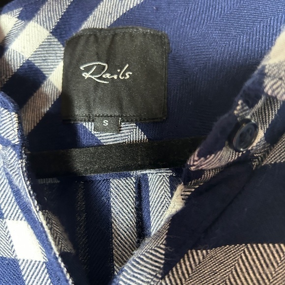 Rails Hunter Cadet Blue White Plaid Rayon Button Front Shirt size Small - Picture 5 of 9